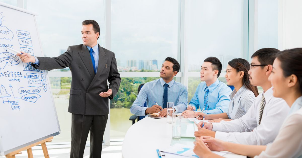 Kỹ năng Data trong doanh nghiệp gồm những gì?